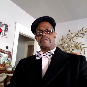 Meet your Posher, Adrian